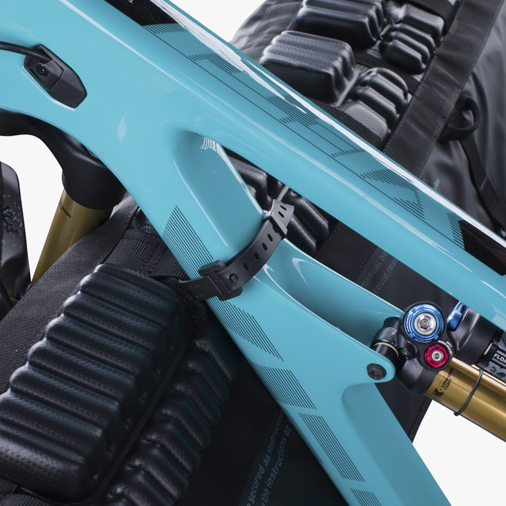 Evoc Tailgate Pad XL in SCHWARZ