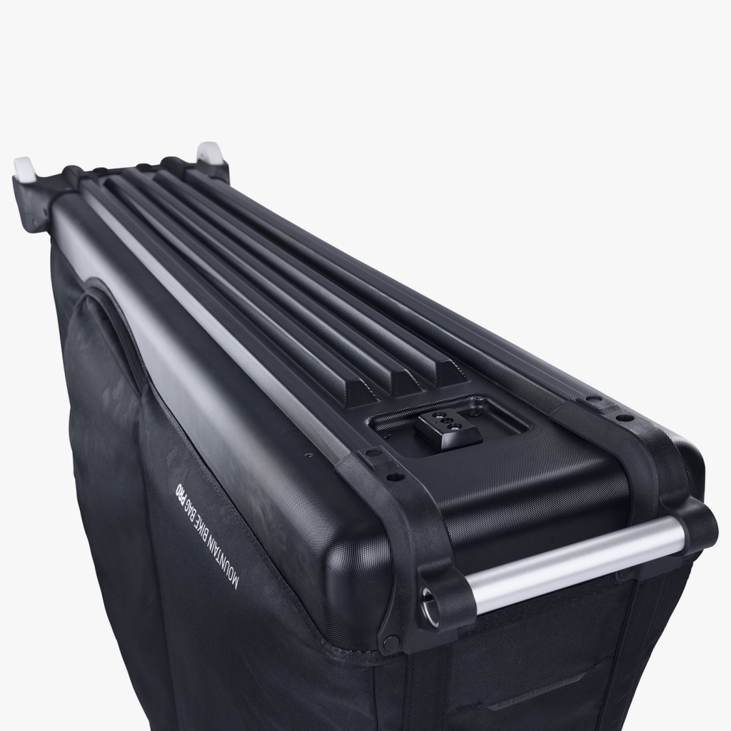 Evoc Mountain Bike Bag Pro in SCHWARZ