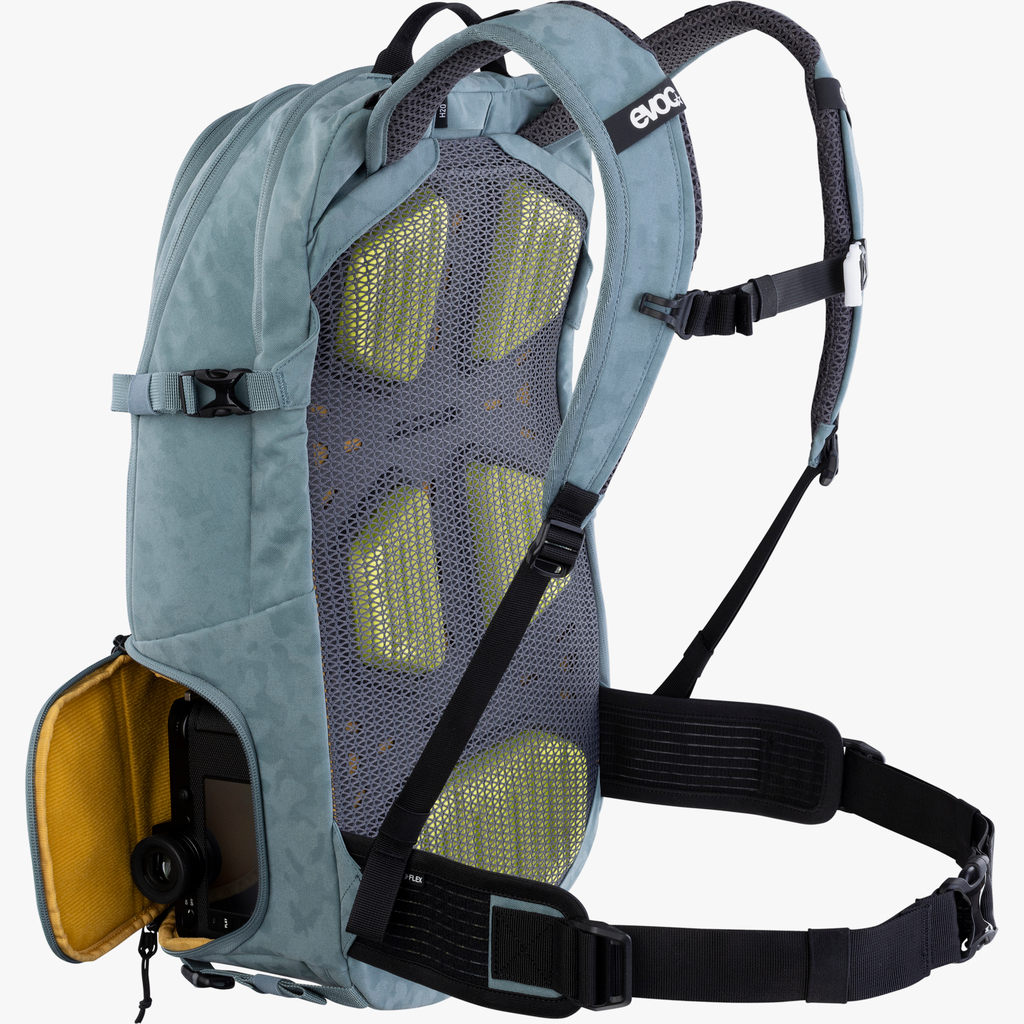 Evoc Stage Capture 22L Fotorucksack in GRAU