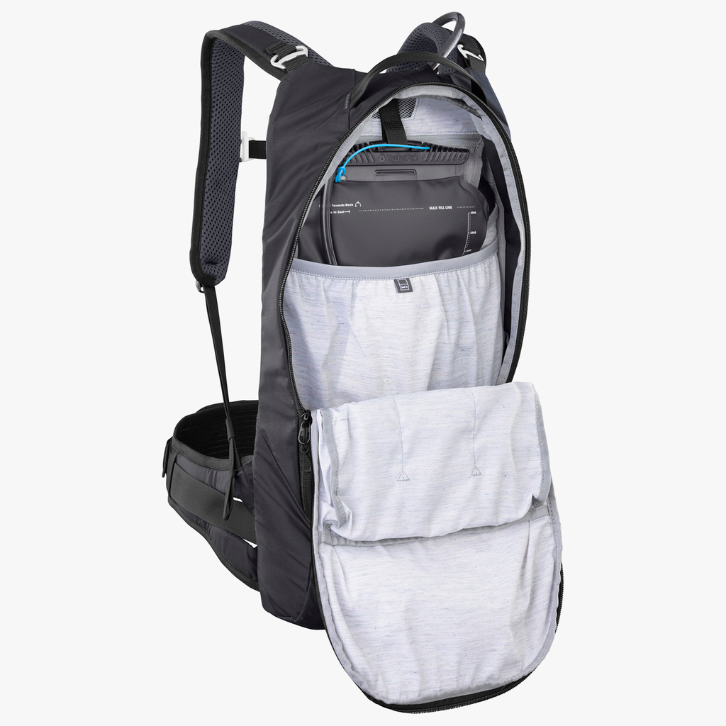 Evoc Trail Pro 10L Blackline Protektoren-Rucksack in SCHWARZ