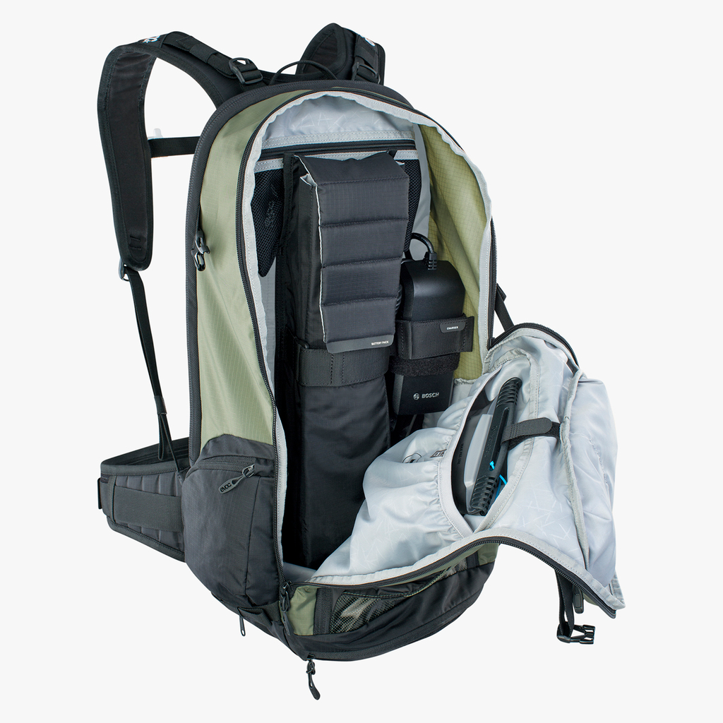Evoc FR Tour E-Ride 30L Protektoren-Rucksack in GRÜN