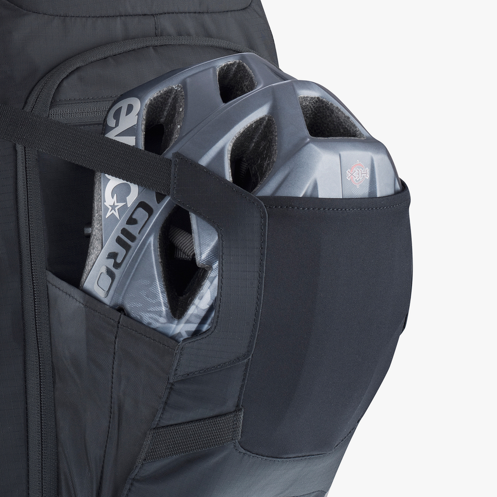 Evoc FR Tour 30L Protektoren-Rucksack in SCHWARZ