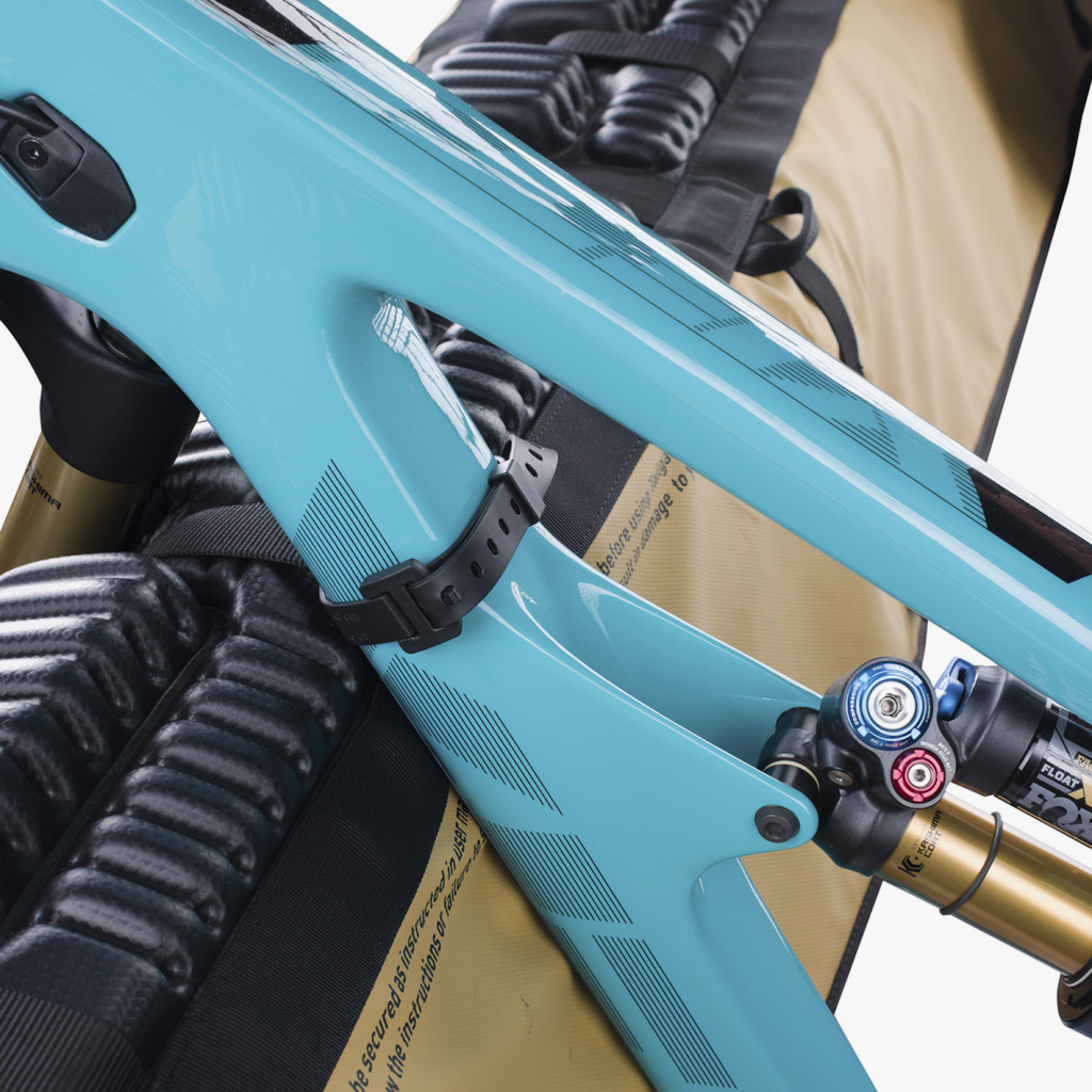 Evoc Tailgate Pad M/L in BEIGE