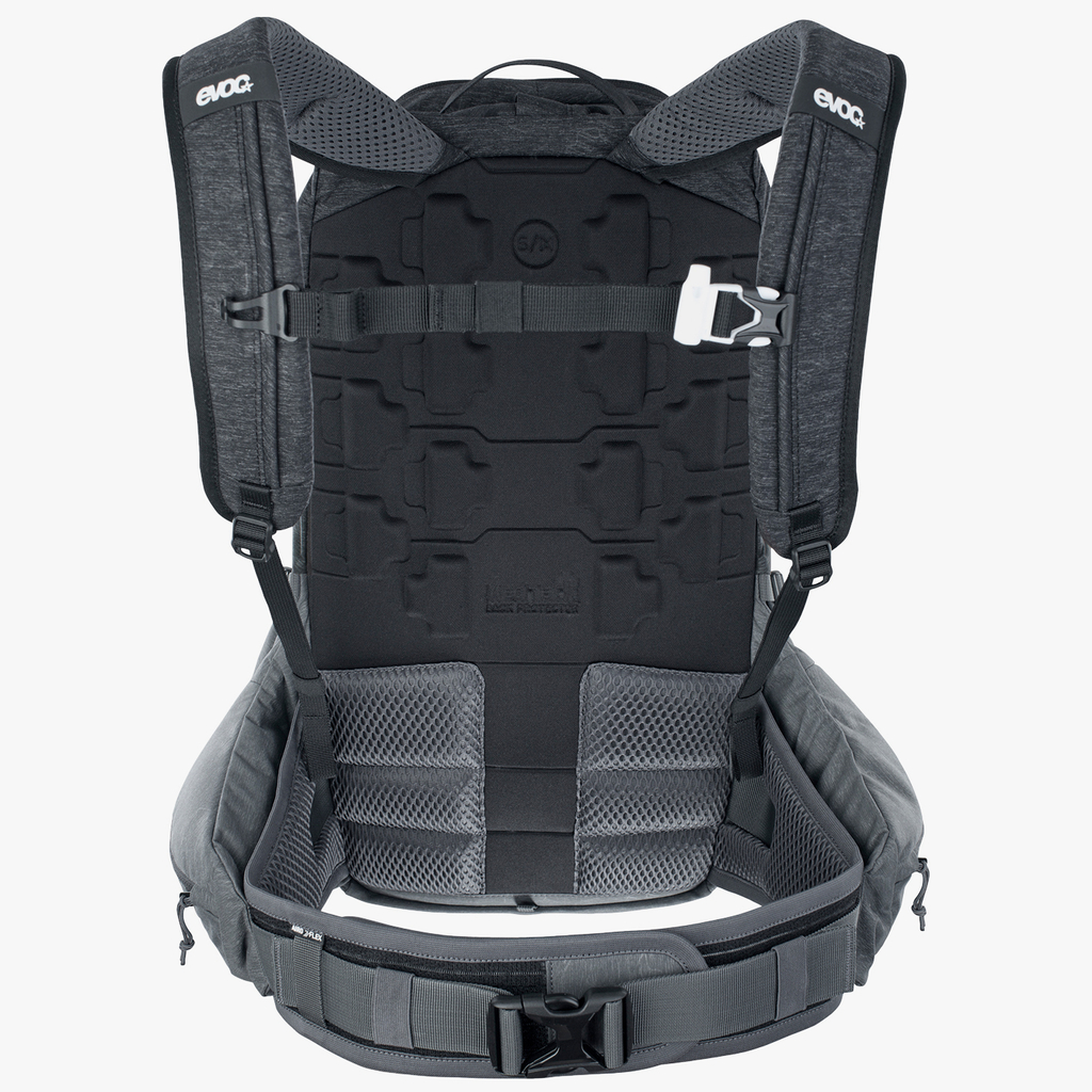 Evoc Trail Pro 16L Protektoren-Rucksack in SCHWARZ