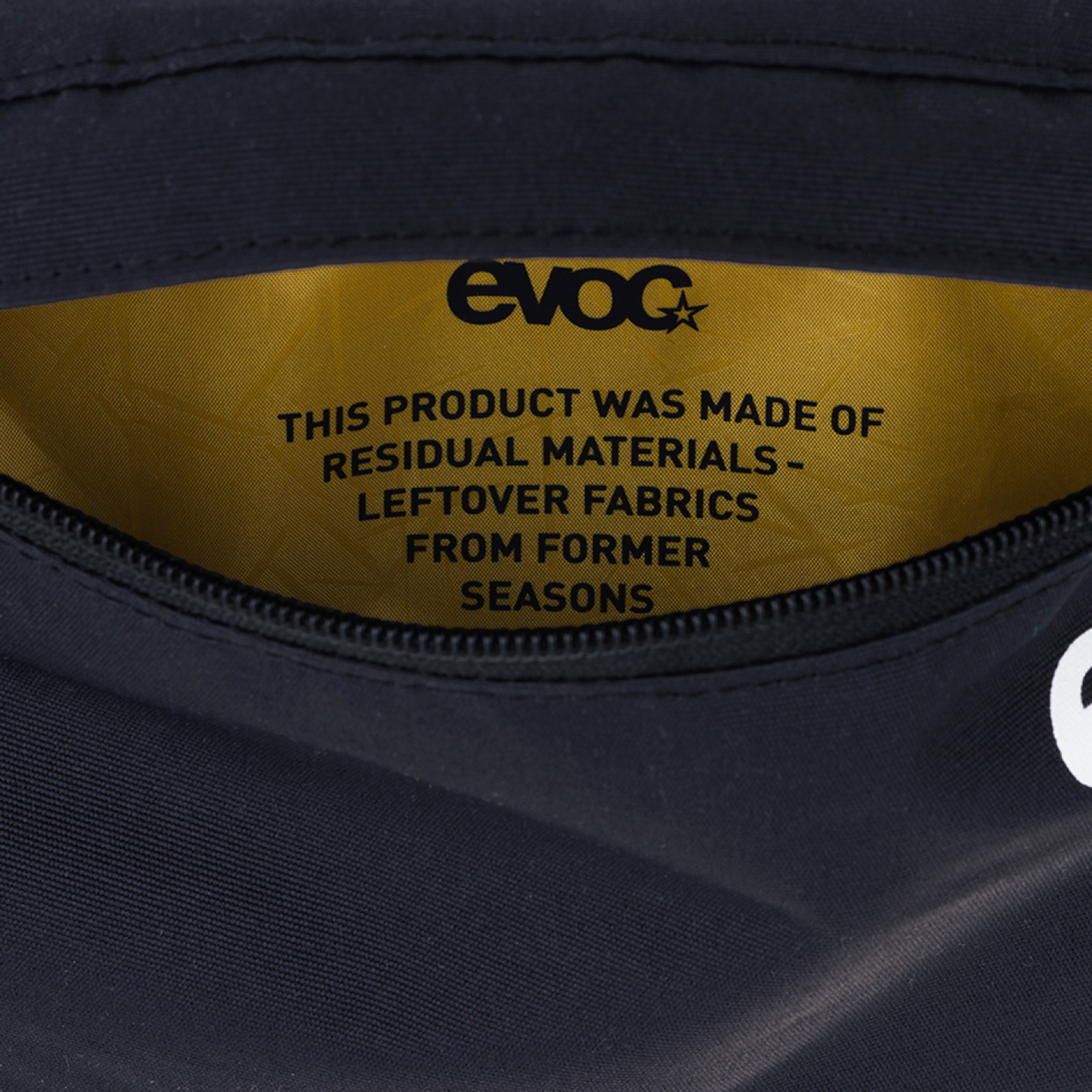 Evoc Fanny Pack 1.5L Upcycling Hüfttasche in SCHWARZ