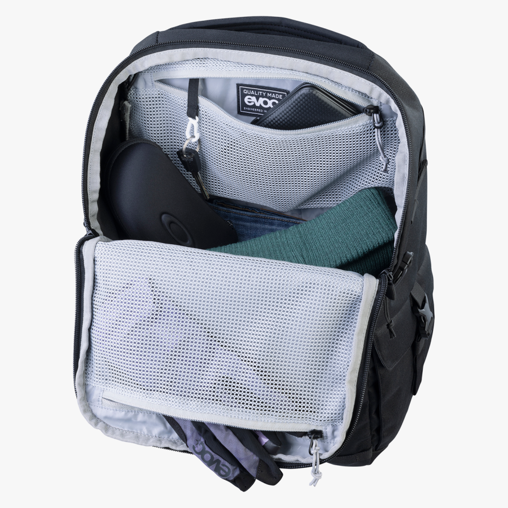 Evoc Travel Backpack 22L Tagesrucksack in SCHWARZ