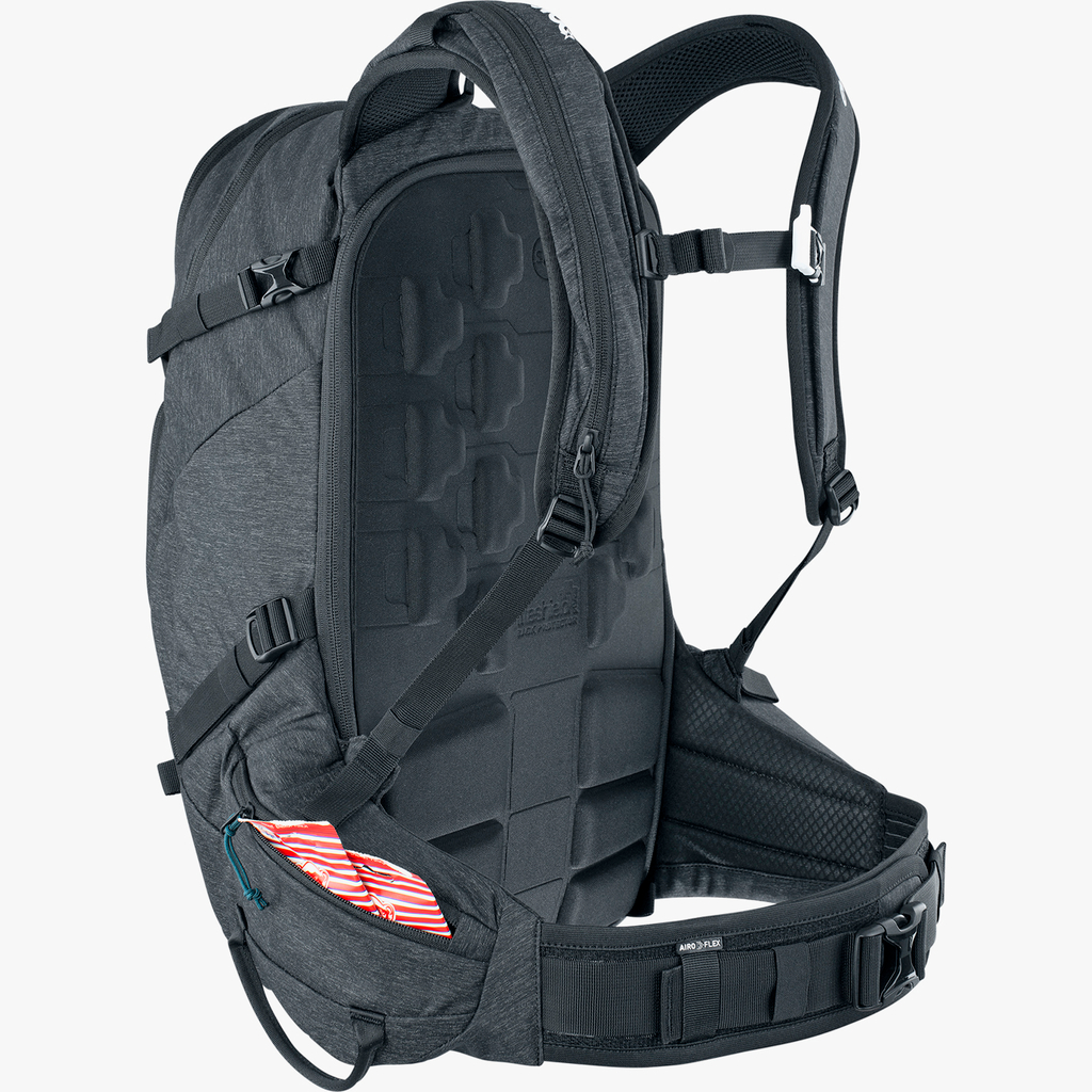 Evoc Line Pro 30L Protektoren-Rucksack in SCHWARZ