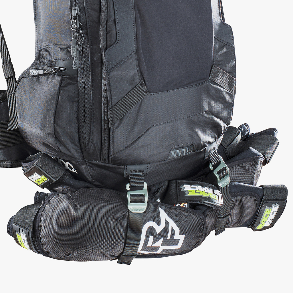 Evoc FR Tour 30L Protektoren-Rucksack in SCHWARZ