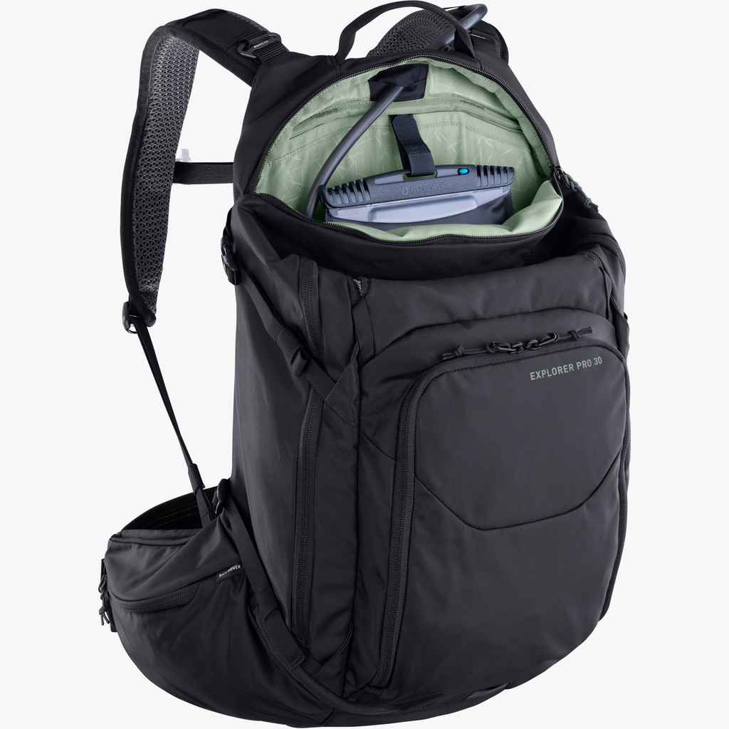 Evoc Explorer Pro 30L Fahrradrucksack in SCHWARZ