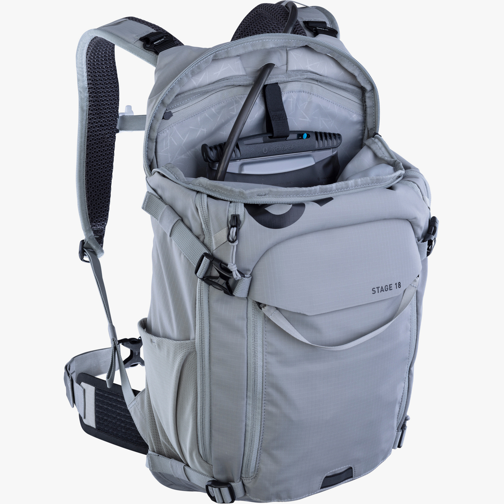 Evoc Stage 18L Fahrradrucksack in GRAU