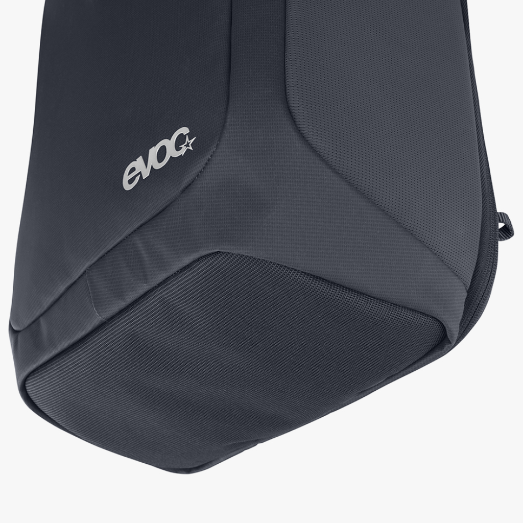 Evoc Athlete Backpack 30L in SCHWARZ