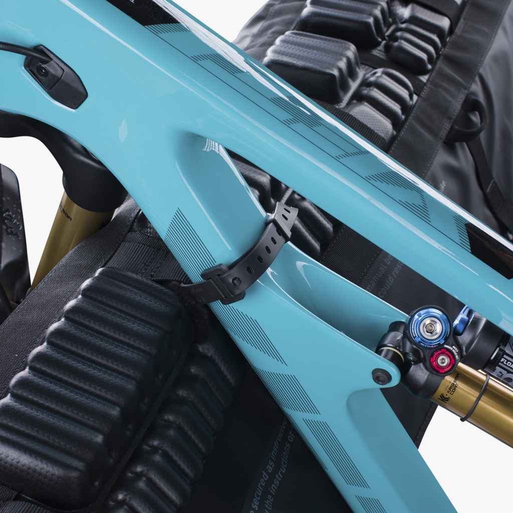 Evoc Tailgate Pad M/L in SCHWARZ