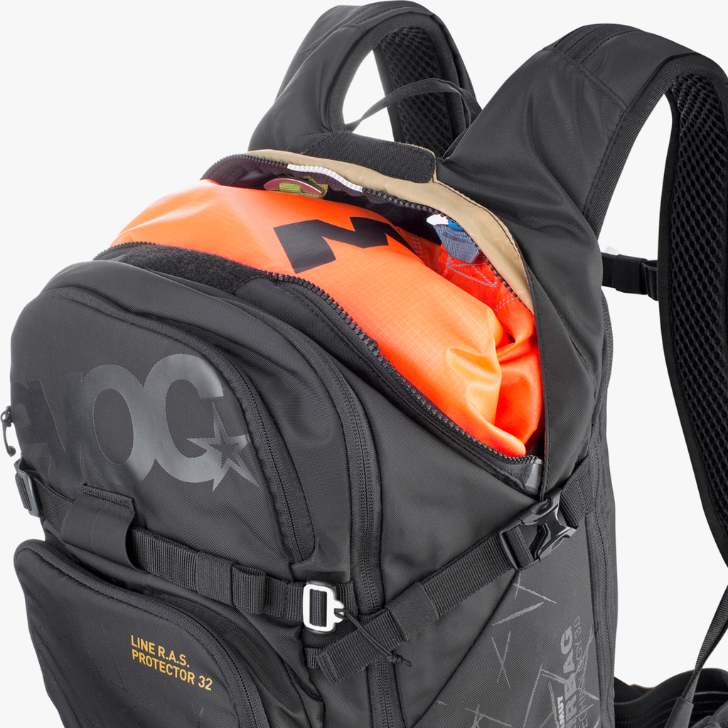 Evoc Line R.A.S. Protector 32L Airbag included Lawinenrucksack in SCHWARZ