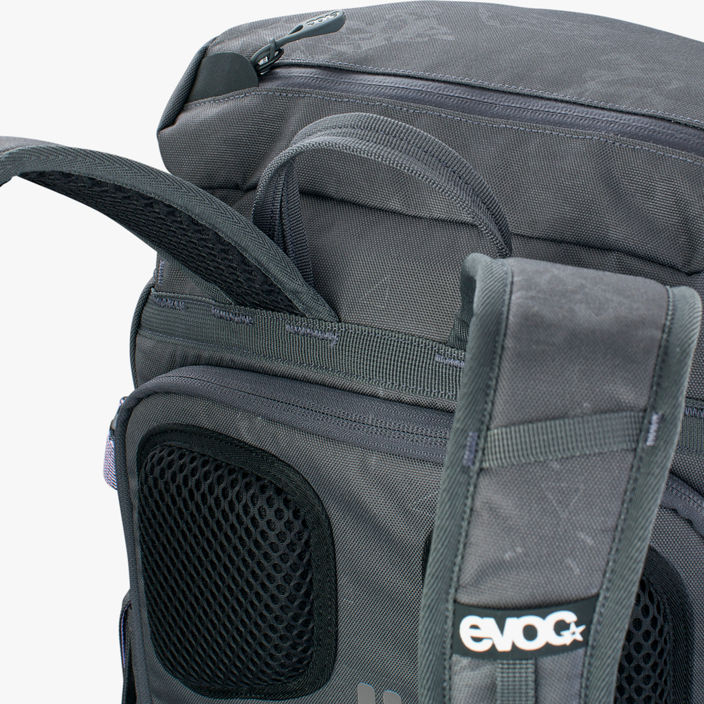 Evoc Mission Pro 28L Tagesrucksack in MEHRFARBIG