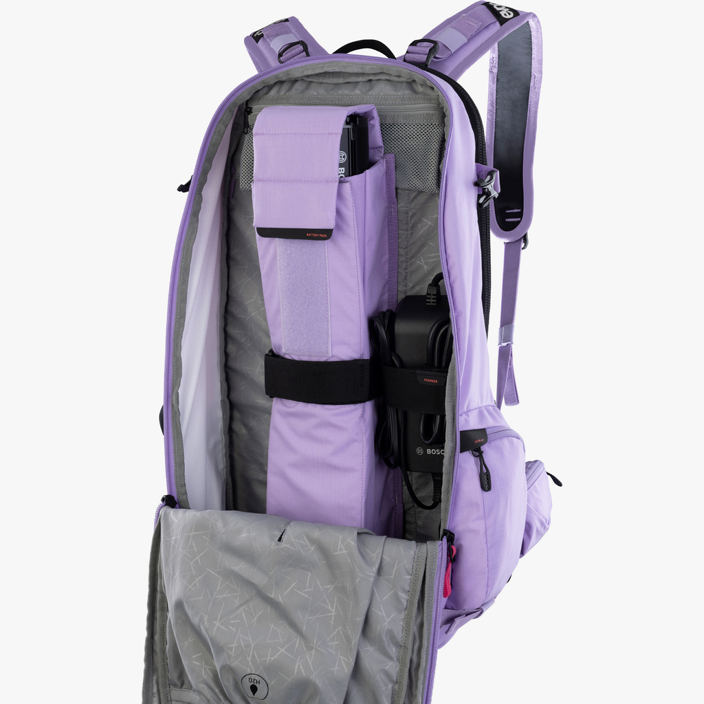 Evoc FR Trail E-Ride 20L Protektoren-Rucksack in VIOLETT